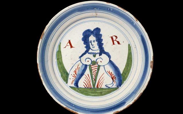 Delftware plate of Queen Anne
