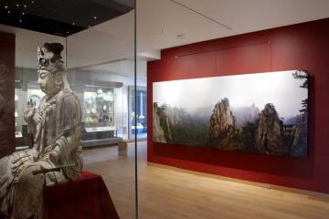 View of the Ashmolean Gallery 38, Later China