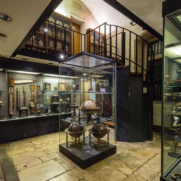Display cases at History of Science Museum